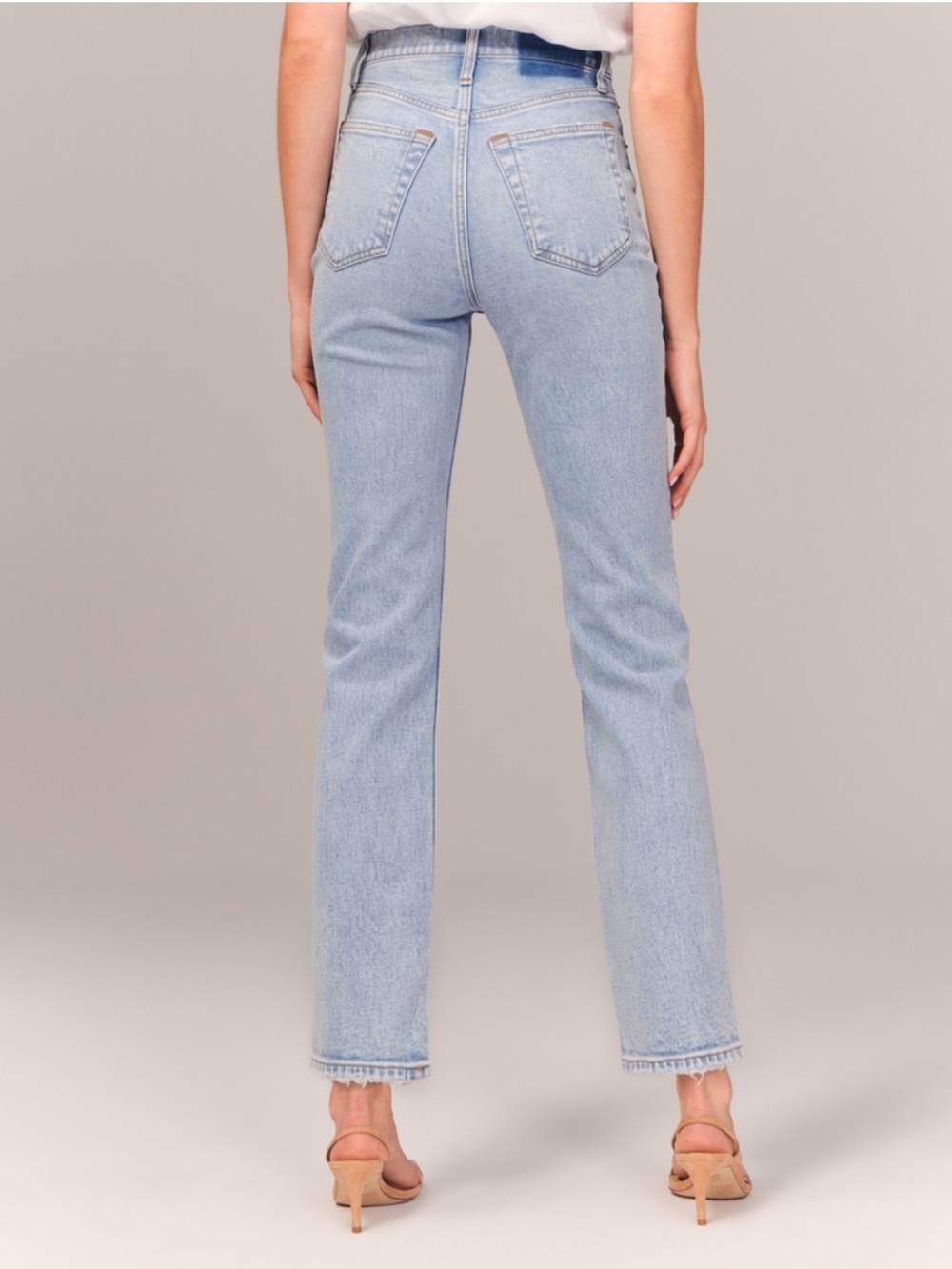 Abercrombie & Fitch Ultra High-Rise Ankle Straight Jeans - Picture 2 of 5
